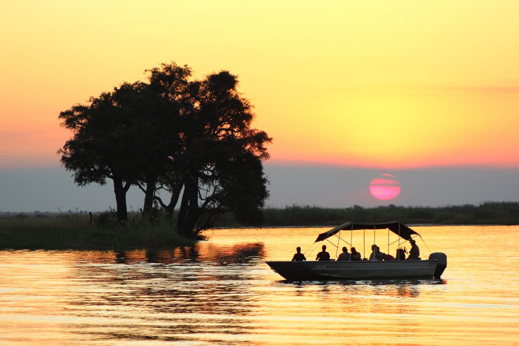 botswana-chobe-flussfahrt-im-sonnenuntergang